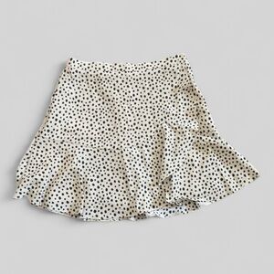 Francesca’s- polka dot mini cream/black size Small-EUC